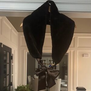 Elegant dark brown Faux Fur Stole collar Satin Bow polka wrap winter warm scarf